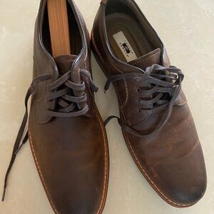 Joseph Abboud Morrison ll size 9.5 brown shoes new, no box